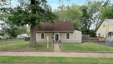 160 Andover St, Hartford, CT 06112
