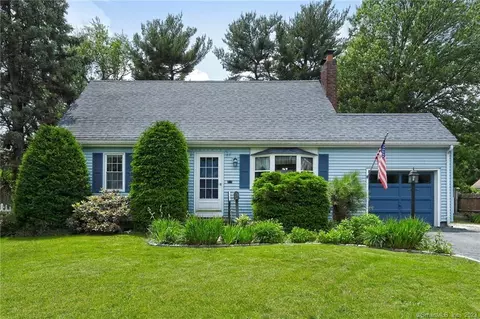 366 Anderson Ave, Milford, CT 06460