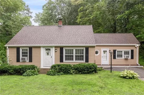 300 Cedar Ln, Torrington, CT 06790