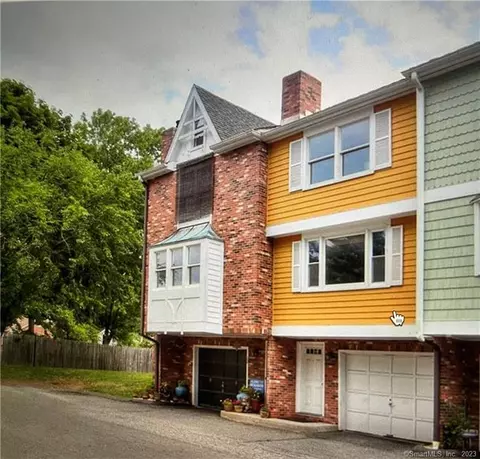 170 Wade St #12, Bridgeport, CT 06604
