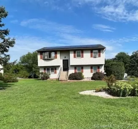 48 Amanda Ln, Southington, CT 06489