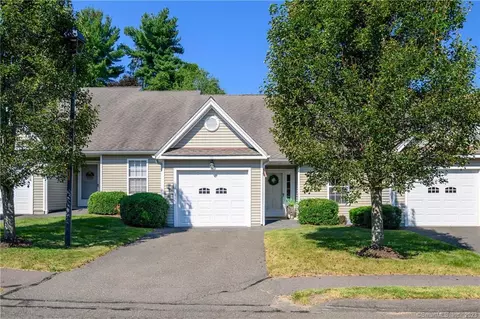 111 Haley Ln #111, Sandy Hook, CT 06482