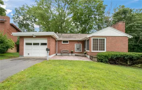 52 Fernwood Rd, New Britain, CT 06053