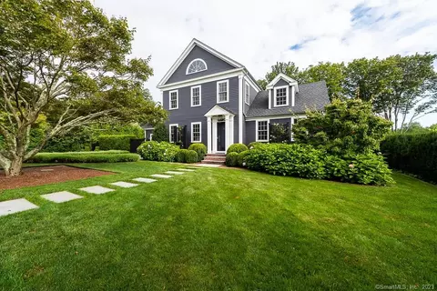 7 Mack Ln, Essex, CT 06426