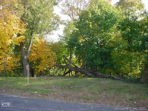 22 Wall Street, Shelton, CT 06484