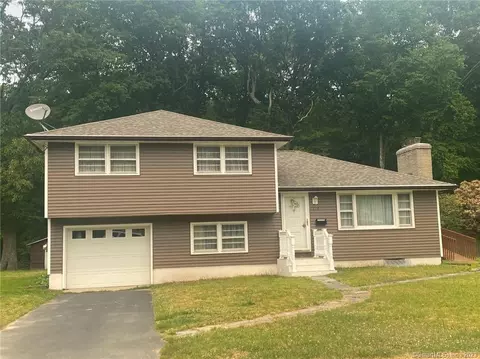 170 Laurelwood Rd, Groton, CT 06340