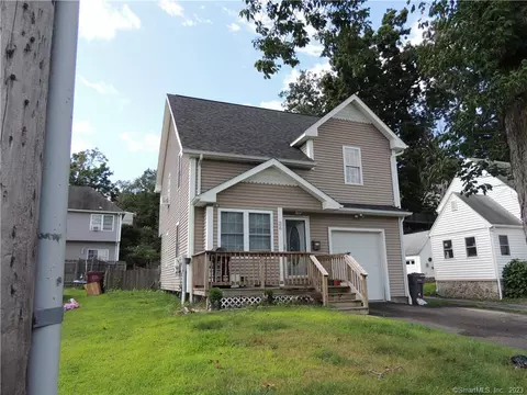 34 Nixon Ave, Naugatuck, CT 06770