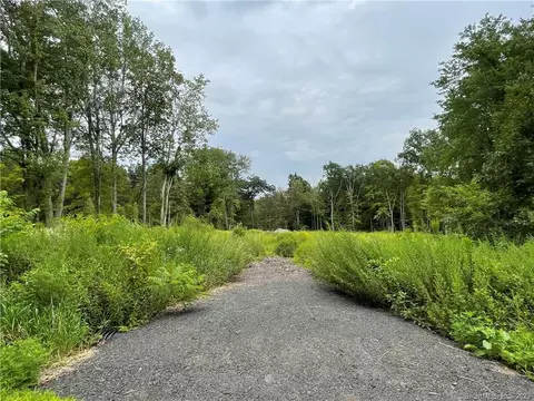 19 Dunn Hill Rd, Durham, CT 06422