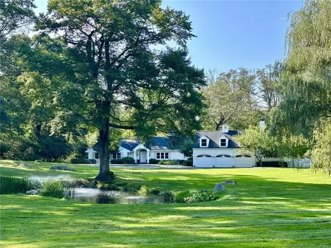 149 Ramhorne Rd, New Canaan, CT 06840