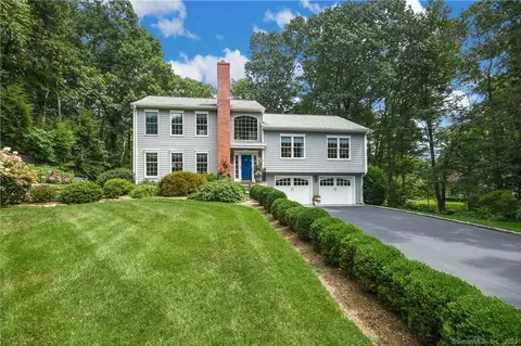 6 Stony Brook Rd, Darien, CT 06820