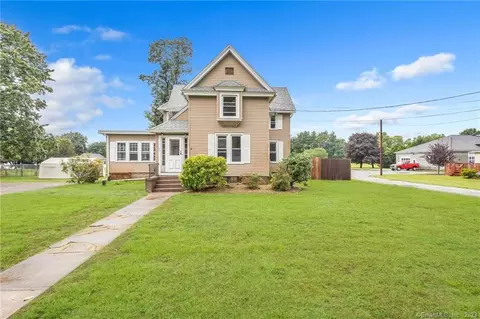 22 Main St, East Windsor, CT 06016
