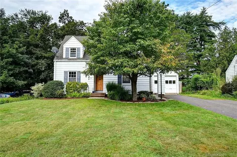 68 Princeton St, Manchester, CT 06042