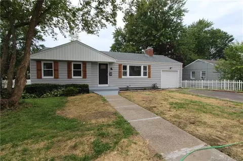 233 Pembroke St, Hartford, CT 06112