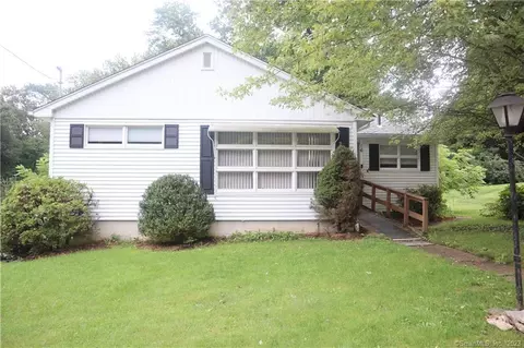 16 Wilmot Ave, Norwich, CT 06360