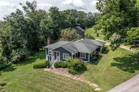 175 East St, Sharon, CT 06069