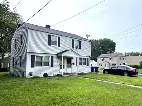 2 Elmhurst Cir, West Hartford, CT 06110