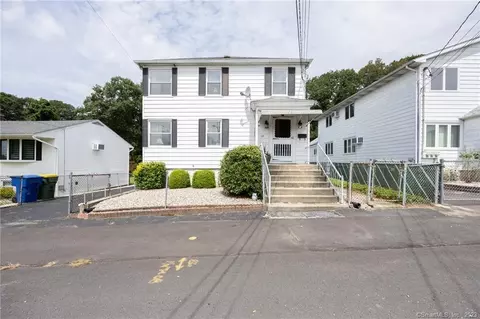 168 Wilkenda Ave, Waterbury, CT 06708
