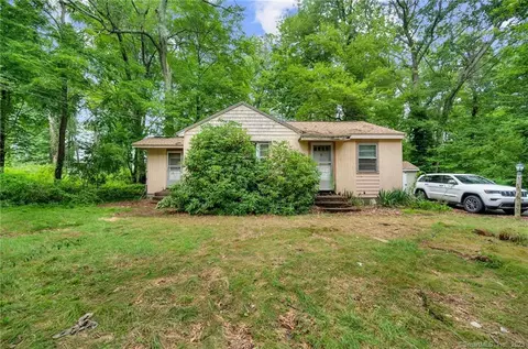 75 Wapping Wood Rd, Ellington, CT 06029