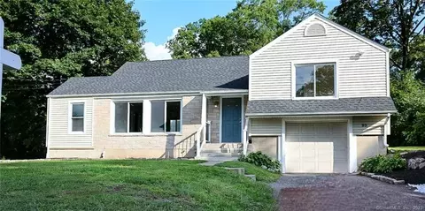 95 Country Club Rd, Waterbury, CT 06708