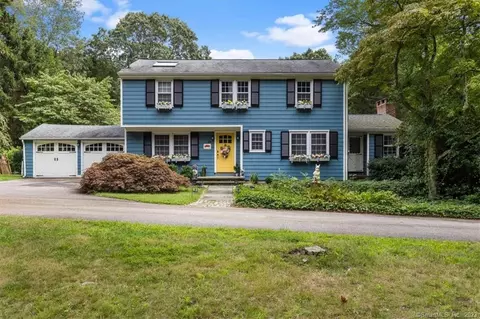229 Mile Creek Rd, Old Lyme, CT 06371