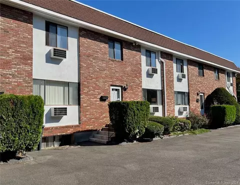 38 Maple Tree Ave #5, Stamford, CT 06906