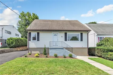 11 George St, Shelton, CT 06484