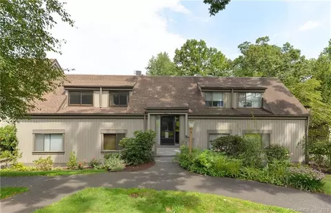 356 Heritage Vlg #E, Southbury, CT 06488