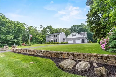 15 Larkey Rd, Oxford, CT 06478