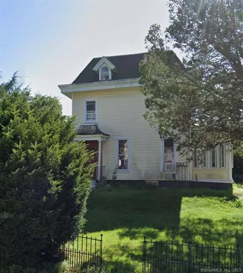 339 Church St, Putnam, CT 06260