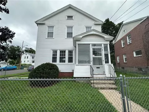 73 Woodin St, Hamden, CT 06514
