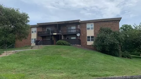 92 Balance Rock Rd #14, Seymour, CT 06483