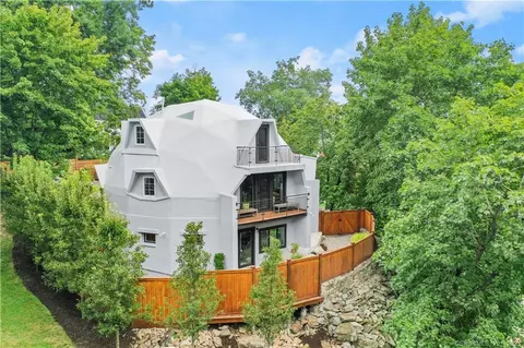 19 Garner St, Norwalk, CT 06854