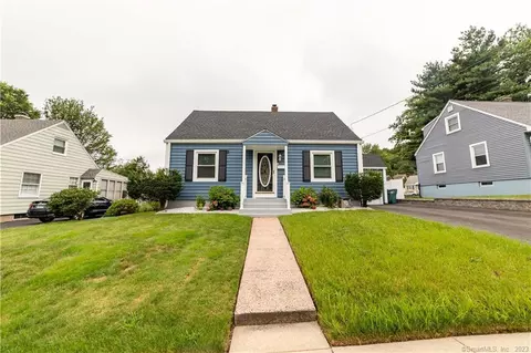 23 Grafton Rd, Hamden, CT 06518