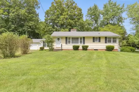 280 N Brooksvale Rd, Cheshire, CT 06410