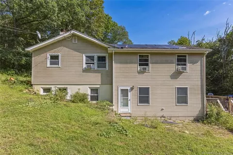100 Stafford Rd, Mansfield, CT 06250