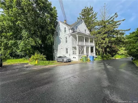 60 Fairfax St, Waterbury, CT 06704