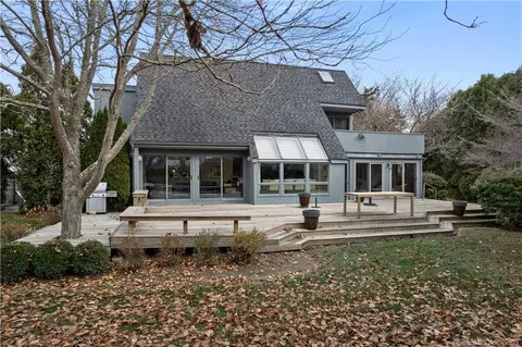 58 Quanaduck Rd, Stonington, CT 06378