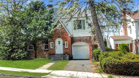 19 Cumberland St, Hartford, CT 06106