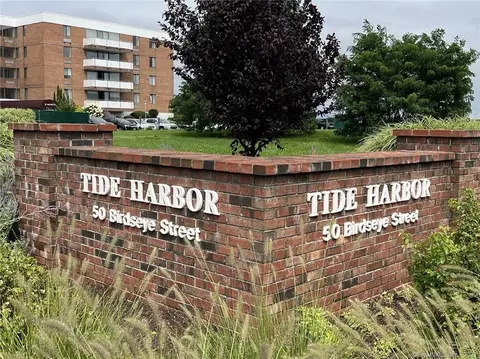 50 Birdseye St #416, Stratford, CT 06615