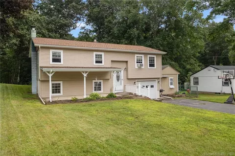 29 Spring Rd, Griswold, CT 06351 photo 1