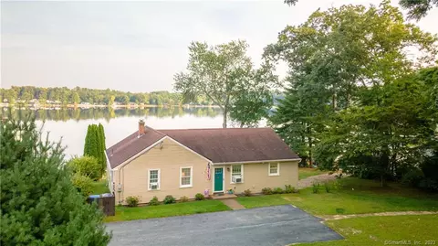 419 Pond Hill Rd, Plainfield, CT 06354