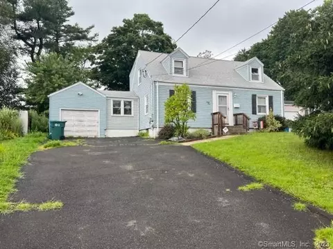 94 Brook St, Hamden, CT 06514