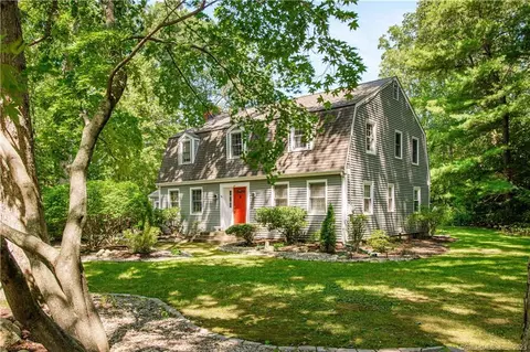 44 Wolcott Dr, Granby, CT 06035