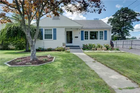 156 Crown St, Bristol, CT 06010