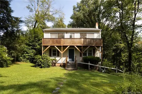 44 Willow St, Hamden, CT 06518 photo 1