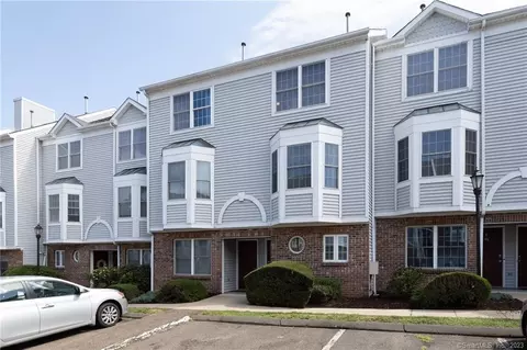 2612 North Ave #E12, Bridgeport, CT 06604