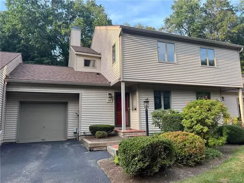 22 The Laurels #22, Enfield, CT 06082
