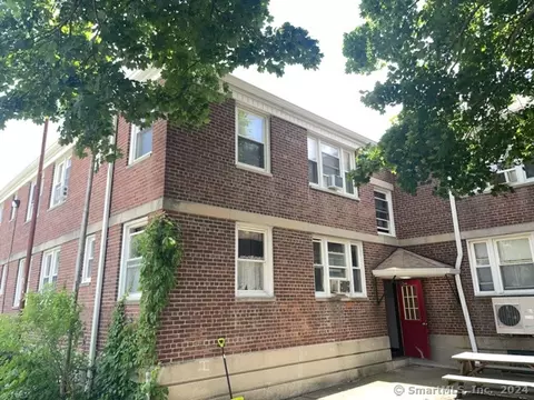 744 Canaan Rd #BLD 87 22, Bridgeport, CT 06610