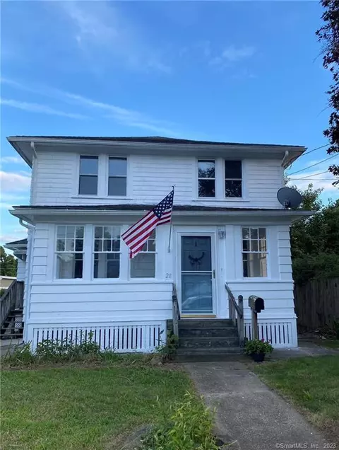 28 Warren St, New London, CT 06320