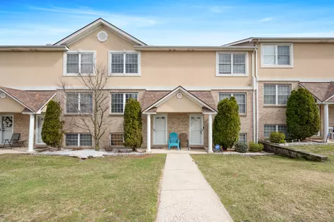 17 Geddes Ter #3, Waterbury, CT 06708